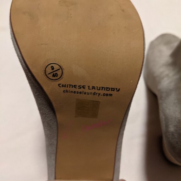 Open Toe Suede Booties - Picture 5 of 6